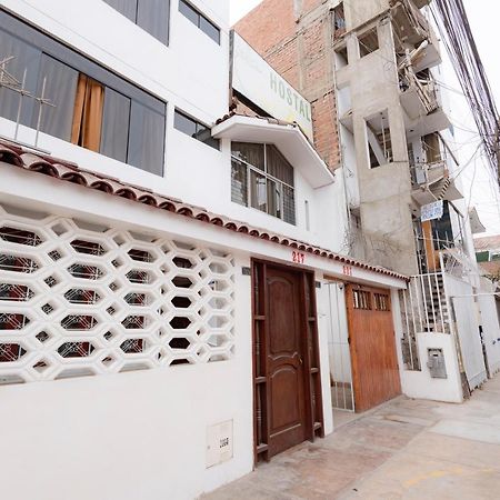 Hostal Las Fresas Lima Airport Callao Exterior foto